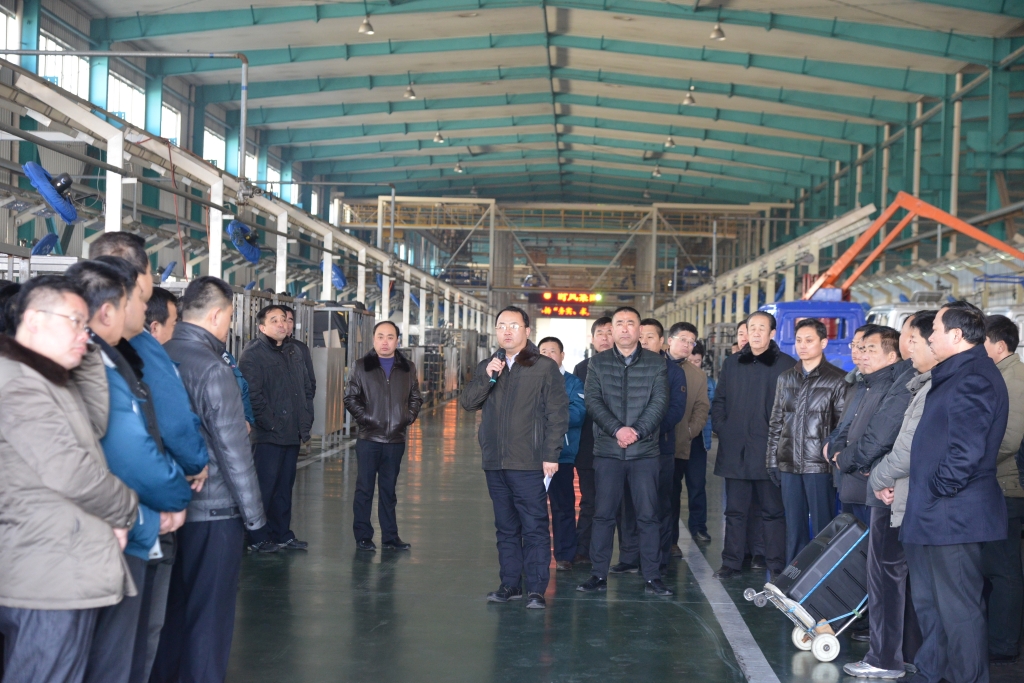 時風(fēng)集團(tuán)舉辦中層領(lǐng)導(dǎo)干部現(xiàn)場觀摩活動